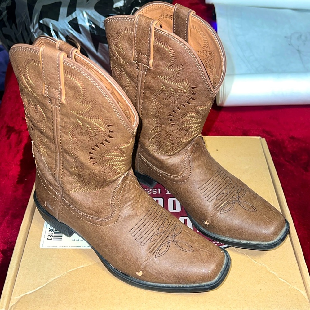 Basic Brown Cowboy Boots
